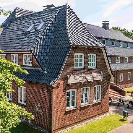 Husum * Husum (Schleswig-Holstein)