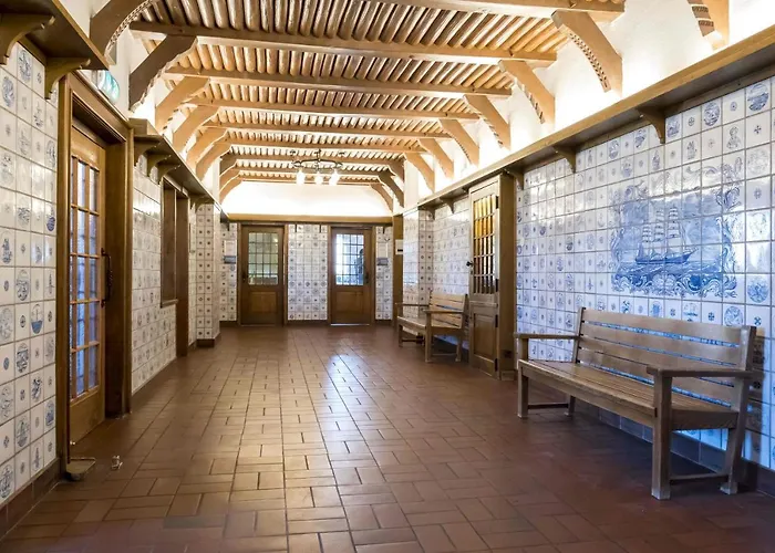 Jugendherberge Husum Hostel *